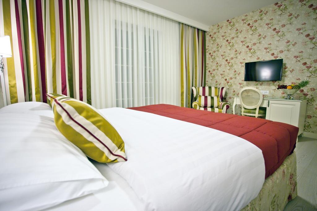 Hotel Villa Grace Međugorje Oda fotoğraf